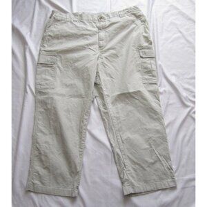 Women LL Bean Cotton Cargo 100% Cotton Khaki Pants Sz 46W x 28 in (WP260)
